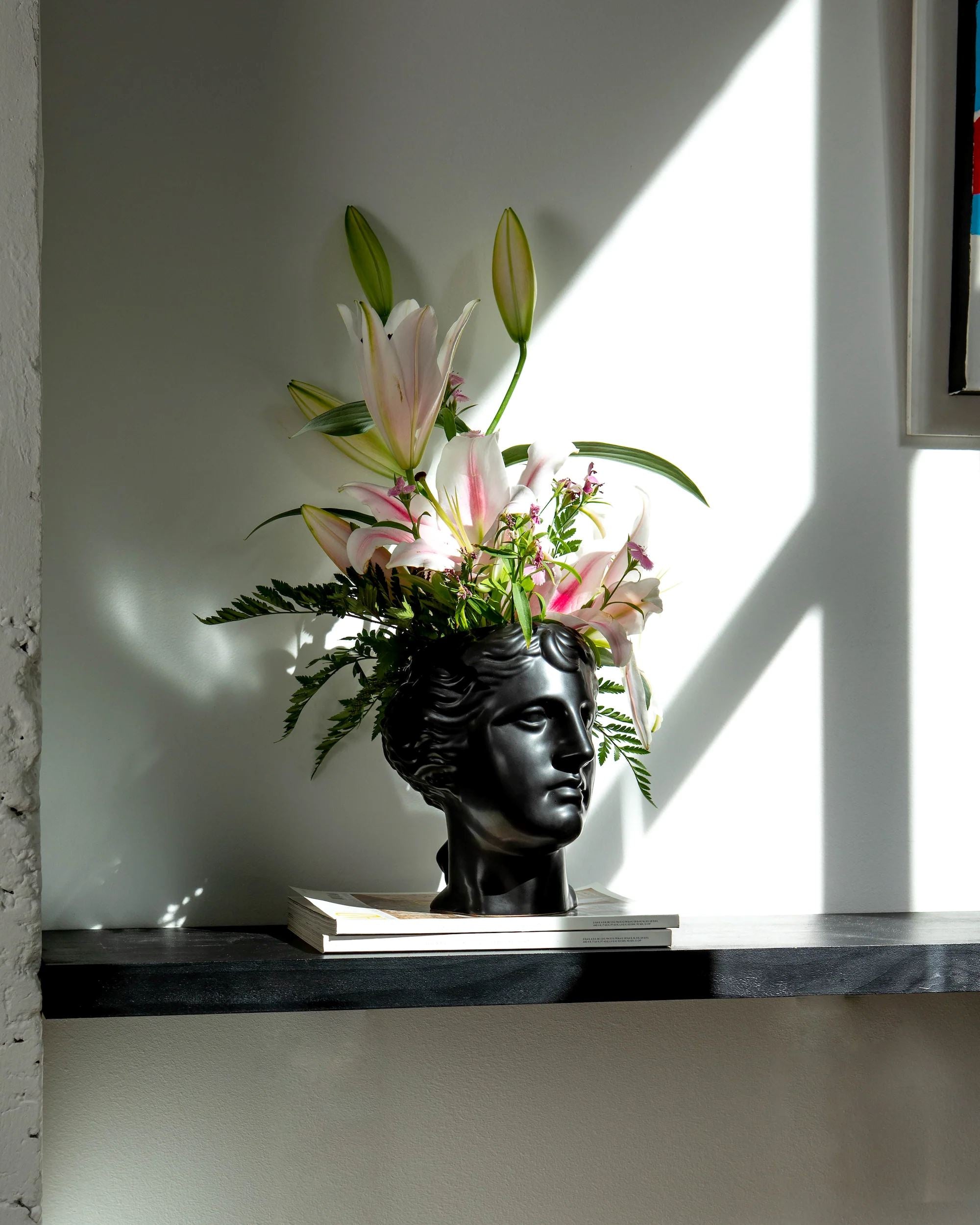 DOIY SELENE VASE - BLACK - Third Drawer Down