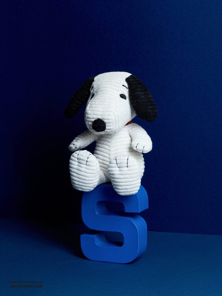 Snoopy Sitting Corduroy -Cream - Third Drawer Down